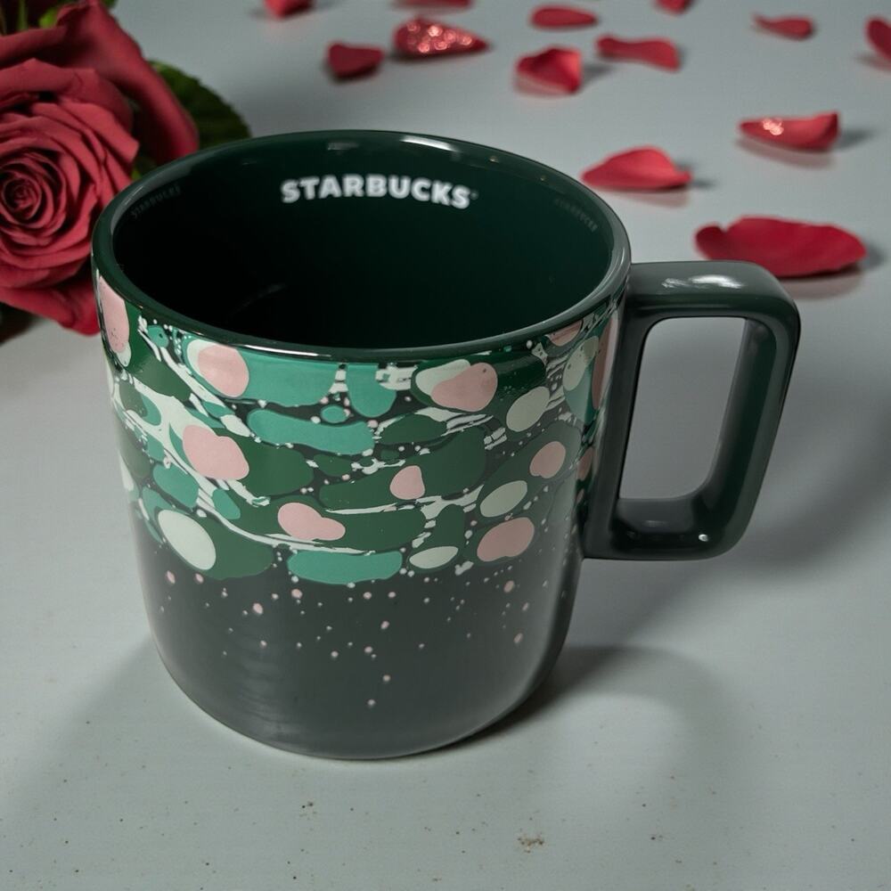 Starbucks 2022 Holiday Marble Forest Green Ceramic Coffee Mug EUC Winter Cup